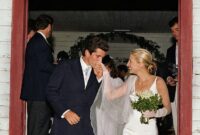 Kisah Cinta John F. Kennedy Jr. dan Carolyn Bessette yang Berakhir Tragis Kisah Cinta John F. Kennedy Jr. dan Carolyn Bessette yang Berakhir Tragis