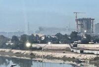 Irak, Baghdad, Kedutaan Besar AS, serangan drone, serangan roket, militer, keamanan, konflik Timur Tengah, Amerika Serikat, Iran, Mohammed Shia al-Sudani, Kataib Hizbullah, milisi pro-Iran, bandara Baghdad, serangan teroris, geopolitik, hubungan internasional, krisis keamanan