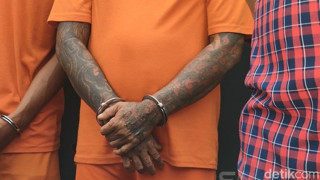 Preman Garut “Dadang Buaya” Ditangkap Usai Aniaya Wanita Lansia dan Dua Korban Lain