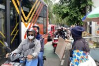 Ragunan Tetap Dipadati Pengunjung pada H+3 Lebaran, Akses Masuk Alami Kepadatan