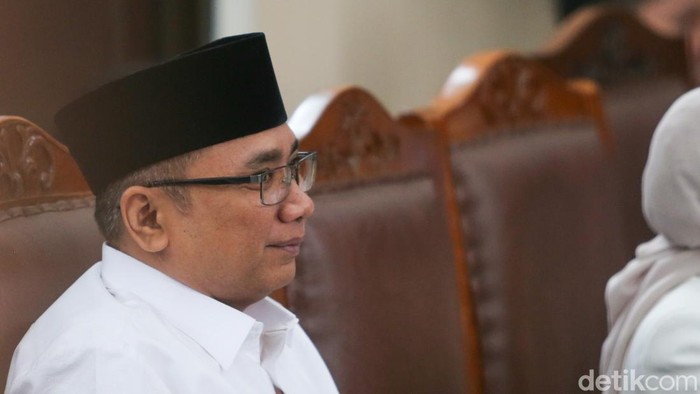 KPK Tegaskan Perubahan Status Penahanan Yaqut Bukan karena Sakit