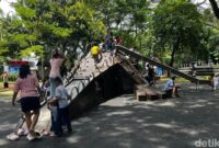 Warga Jakarta Timur Nikmati Libur Lebaran di Tebet Eco Park: Anak Bermain, Orang Tua Bersantai
