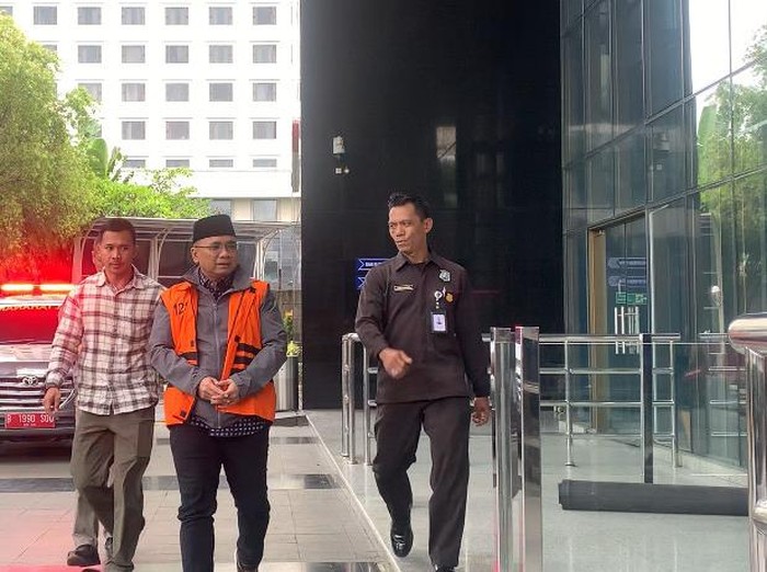 Rangkaian Perubahan Status Penahanan Yaqut: Dari Rutan KPK ke Tahanan Rumah hingga Kembali Ditahan