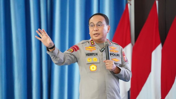 Bangun Citra Positif, Kapolda Riau Dorong Personel Lebih Peka dan Adaptif