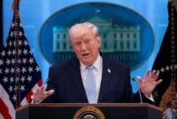 Trump Akui AS Kirim Senjata untuk Demonstran Iran, Tapi Ternyata...