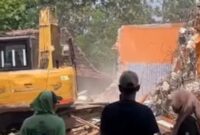 Mantan Istri Bakal Nikah Lagi, Pria di Pati Nekat Robohkan Rumah